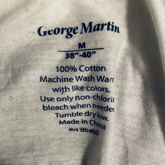 🧨White V-Neck Summer Spring Thin Beach Mens T-Shirt (SEND ANY OFFER‼️) 🧨 - Picture 3 of 3